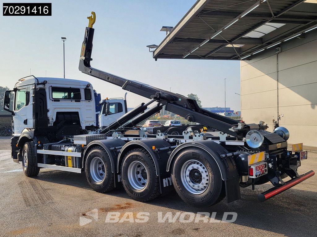 MAN TGS 35.470 8X4 NEW! HYVA 26-62 SKZ hooklift Lift+steering Axle Automatic Euro 6