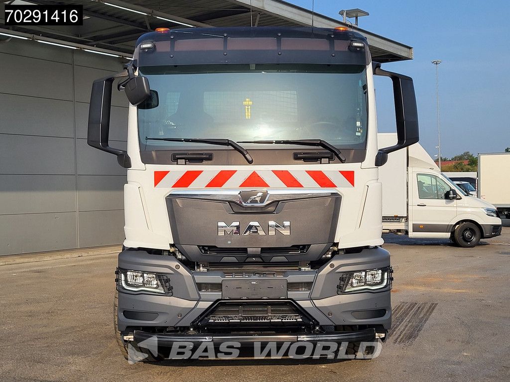 MAN TGS 35.470 8X4 NEW! HYVA 26-62 SKZ hooklift Lift+steering Axle Automatic Euro 6
