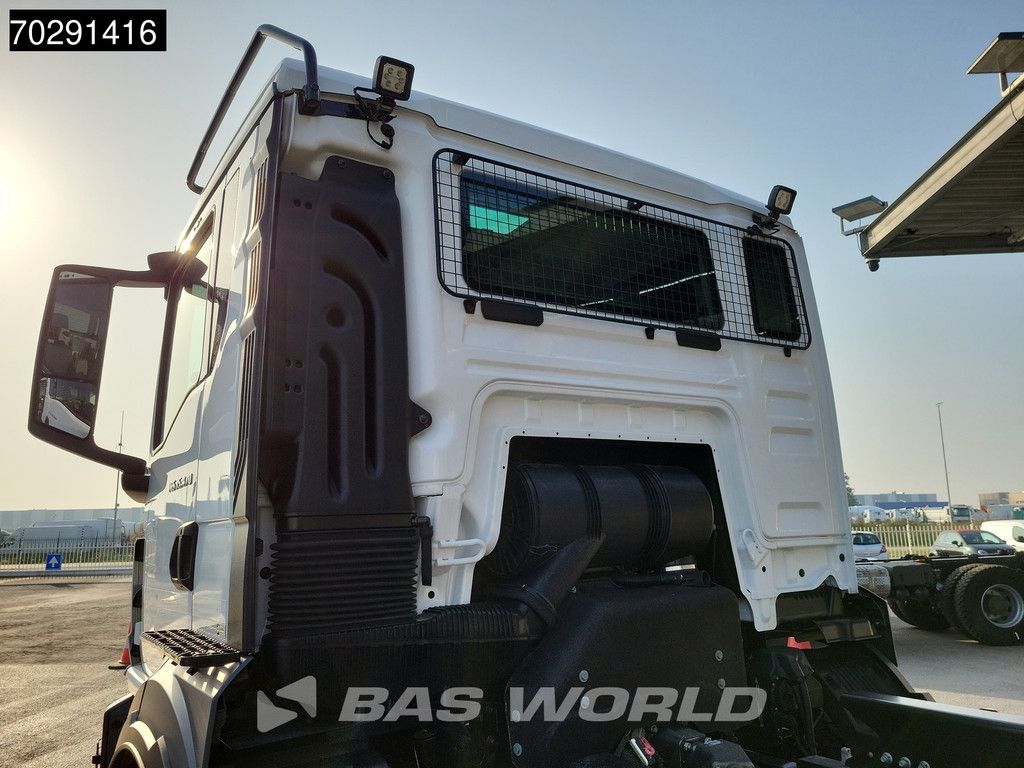 MAN TGS 35.470 8X4 NEW! HYVA 26-62 SKZ hooklift Lift+steering Axle Automatic Euro 6