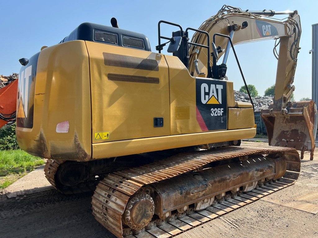 Caterpillar 326FL