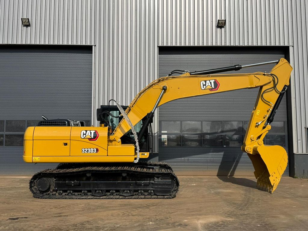 Caterpillar 323D3