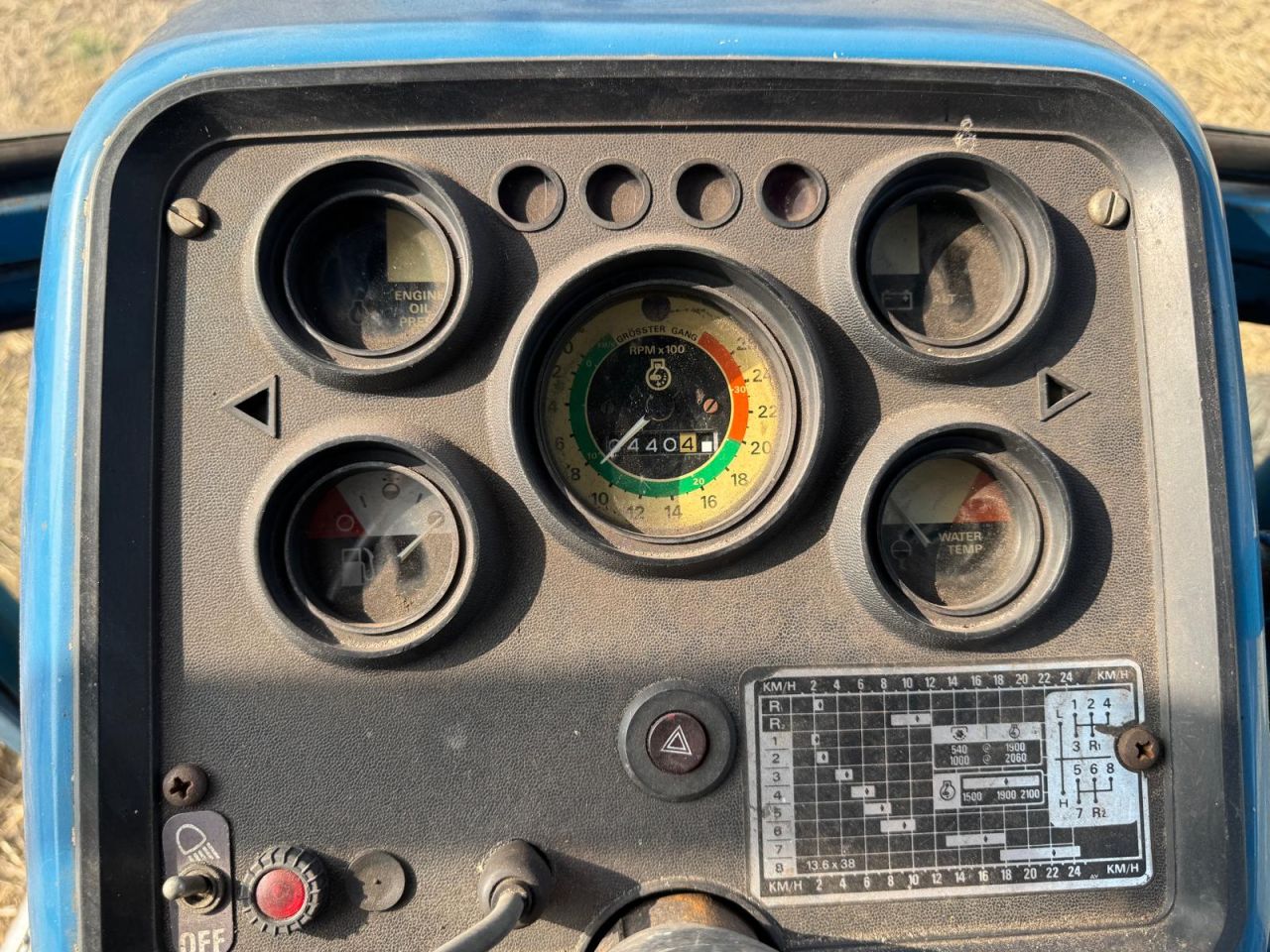 Ford 6700