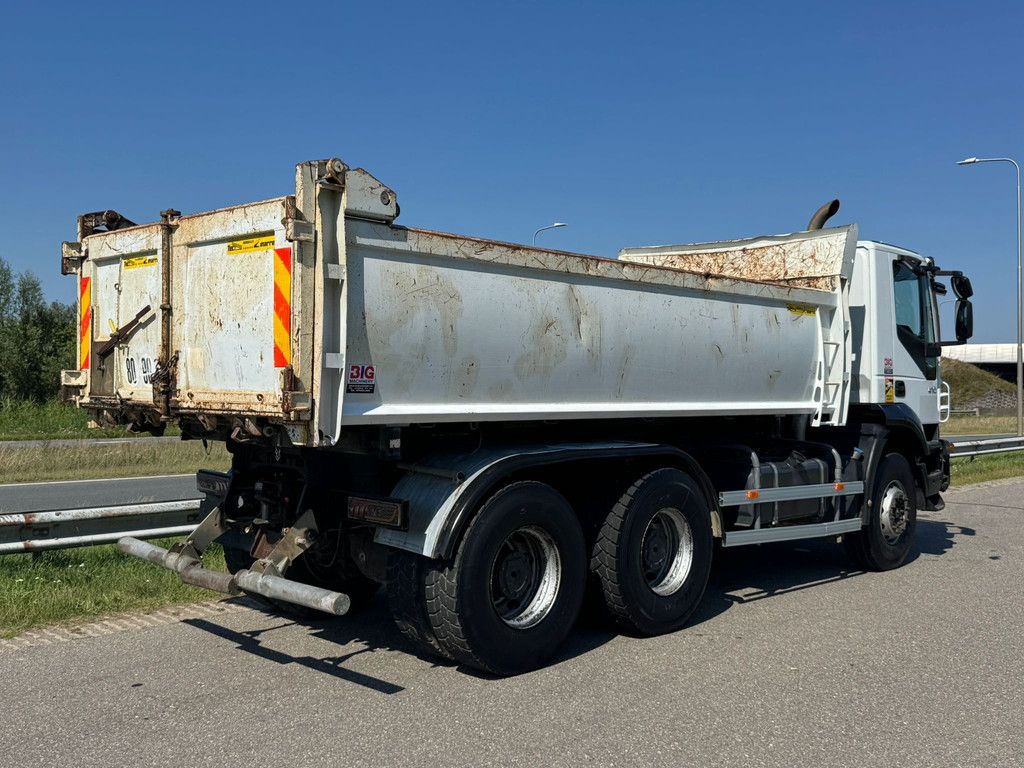 Iveco Trakker 410 6x4 Kipper
