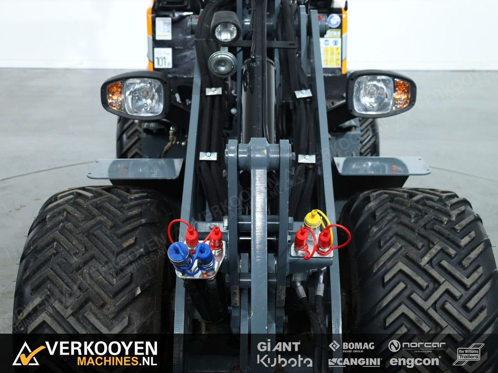 2024 Giant G2500 X-tra HD VV1479
