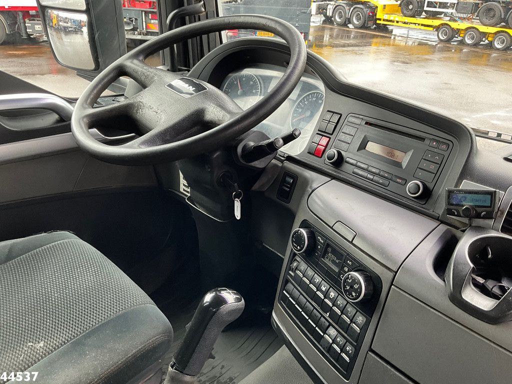 Man TGS 35.400 8x4 HMF 16 Tonmeter Z-kraan