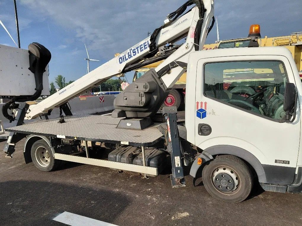 Nissan Cabstar 35.11 Cabstar 35.11