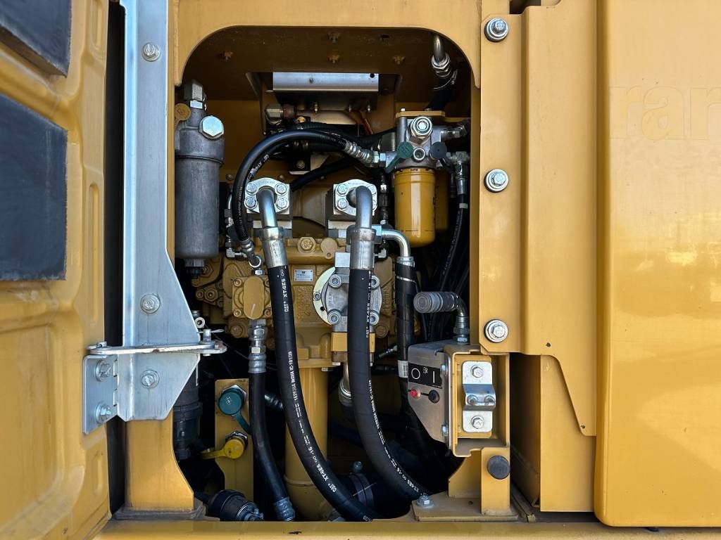 CAT 320 EL RR
