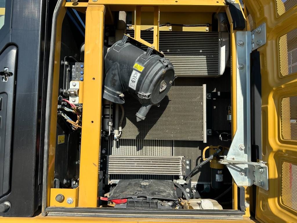 CAT 320 EL RR