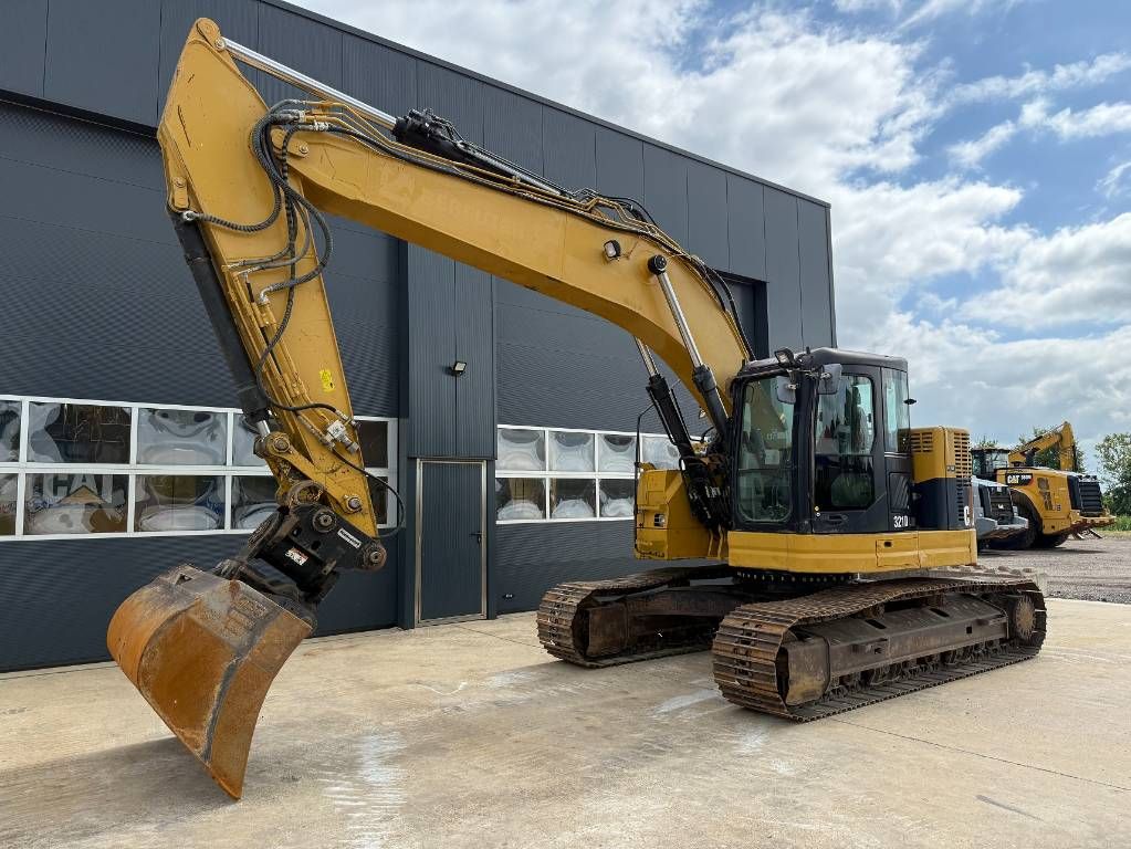 CAT 321 D LCR