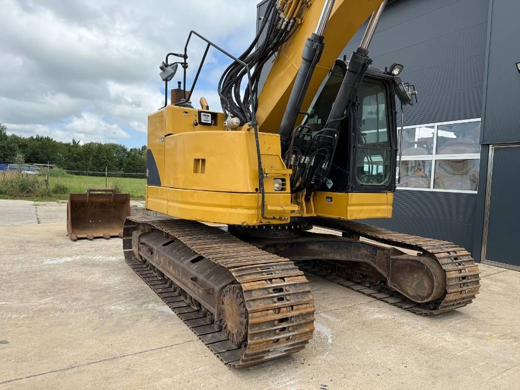 CAT 321 D LCR