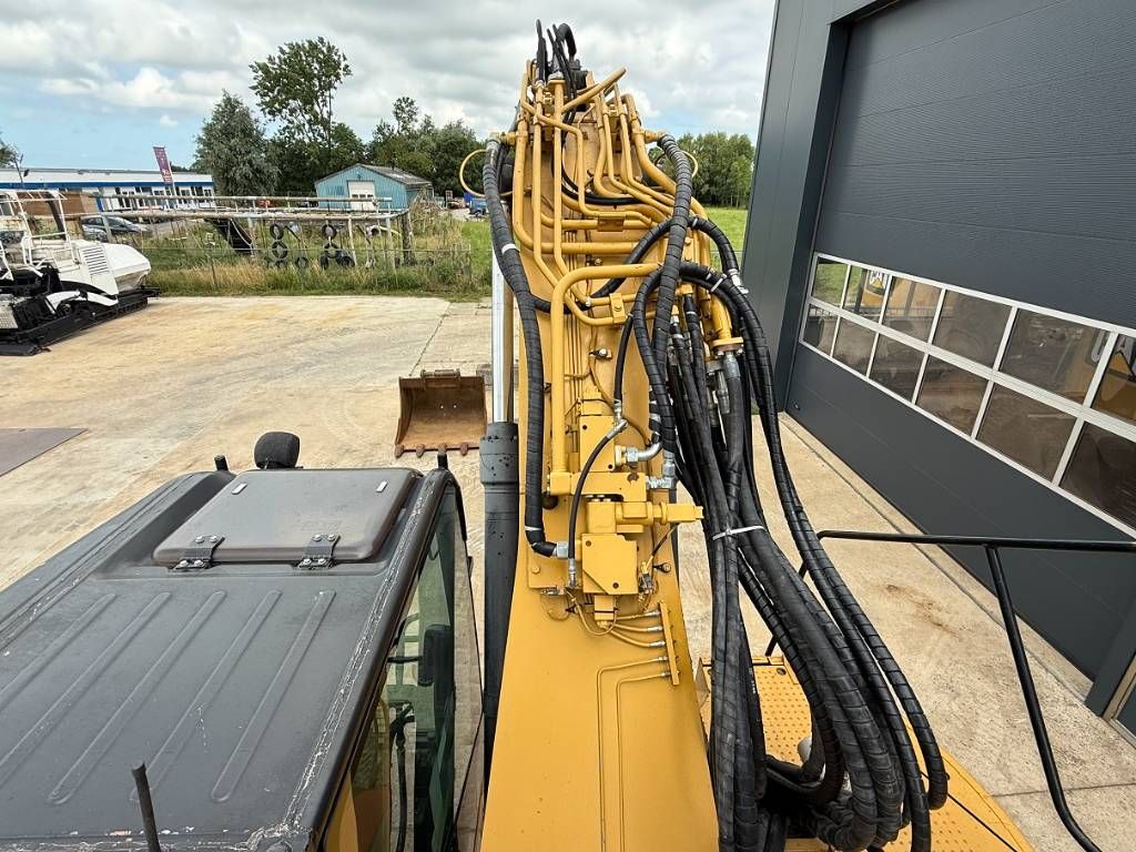 CAT 321 D LCR