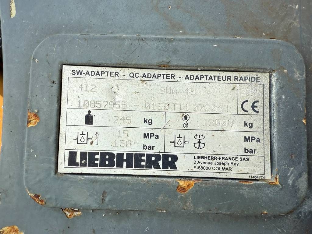 Liebherr R 922 LC
