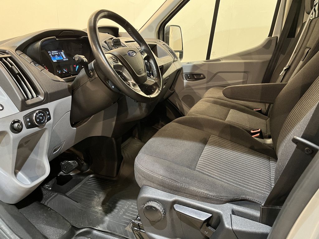 Ford Transit 350 2.0 TDCI L2H2 Trend 130 PK Automaat Servicebus / Sortimo Inrichting / Euro 6 / Airco / Cruise Control / Camera / 3-Zits / 83.500 KM !!