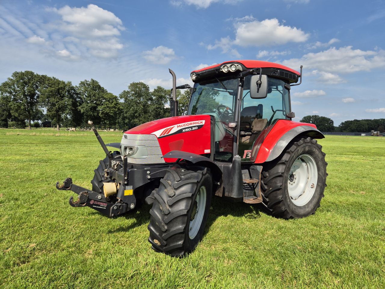 MC Cormick X60.20 met fronthef en PTO