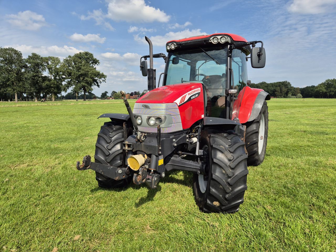 MC Cormick X60.20 met fronthef en PTO
