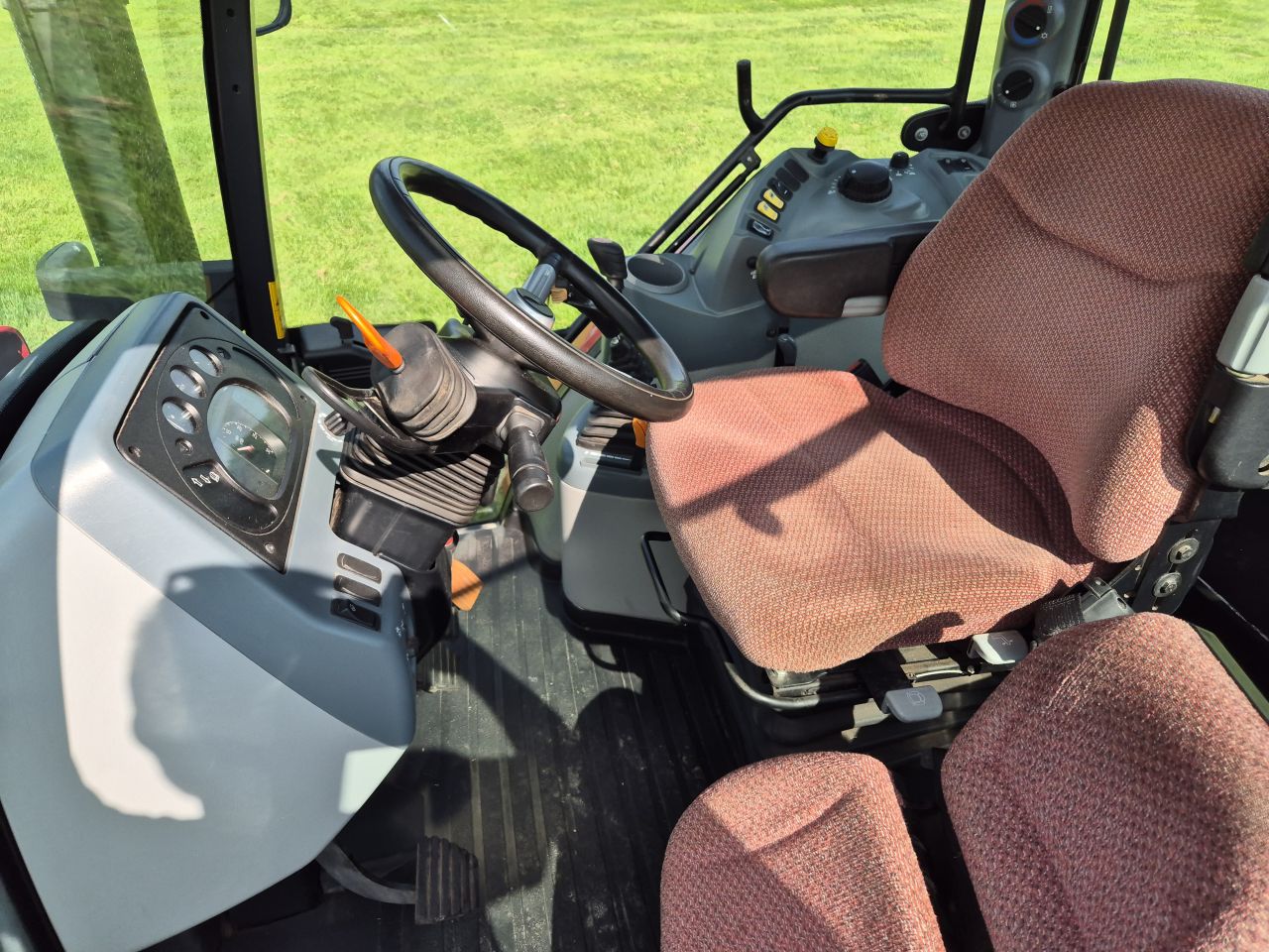 MC Cormick X60.20 met fronthef en PTO