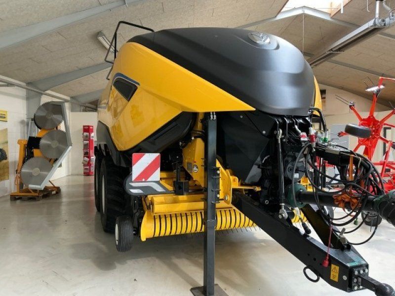 New Holland BB1290 RC HD