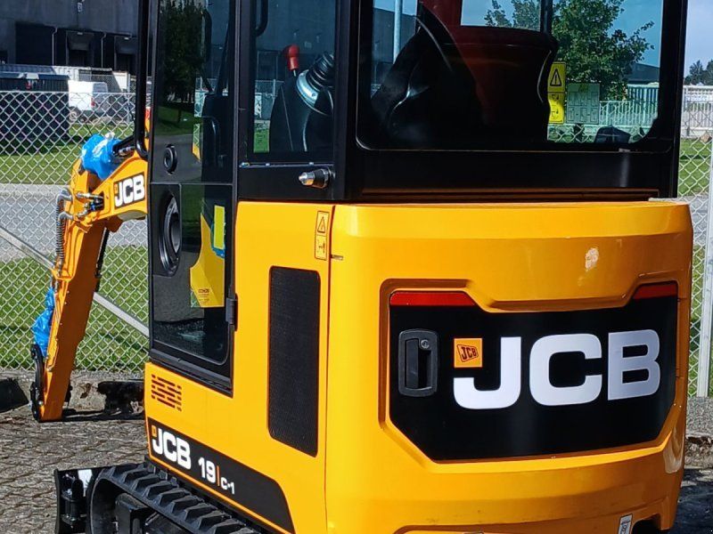 JCB 19 C 1