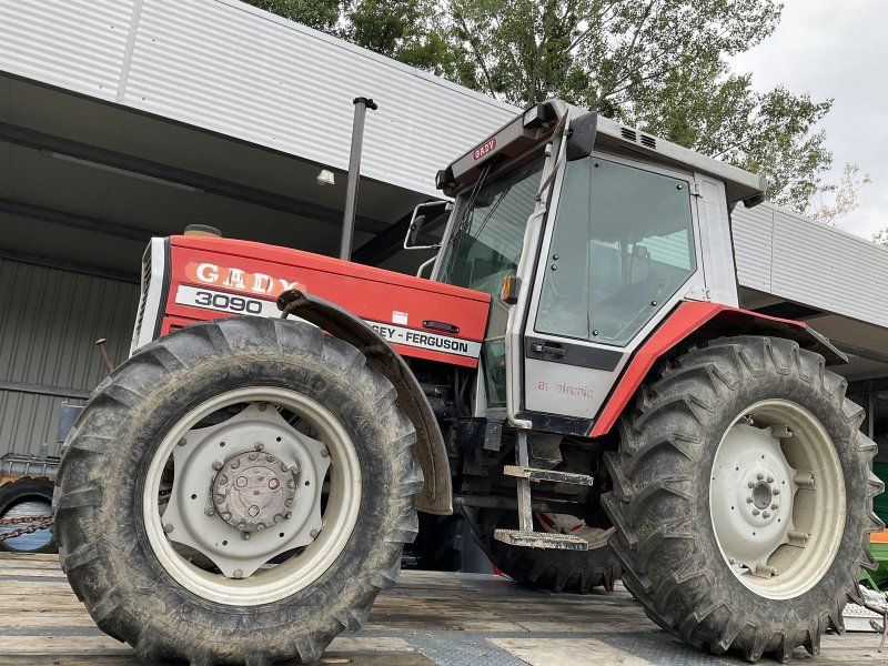 Massey Ferguson 3090-4