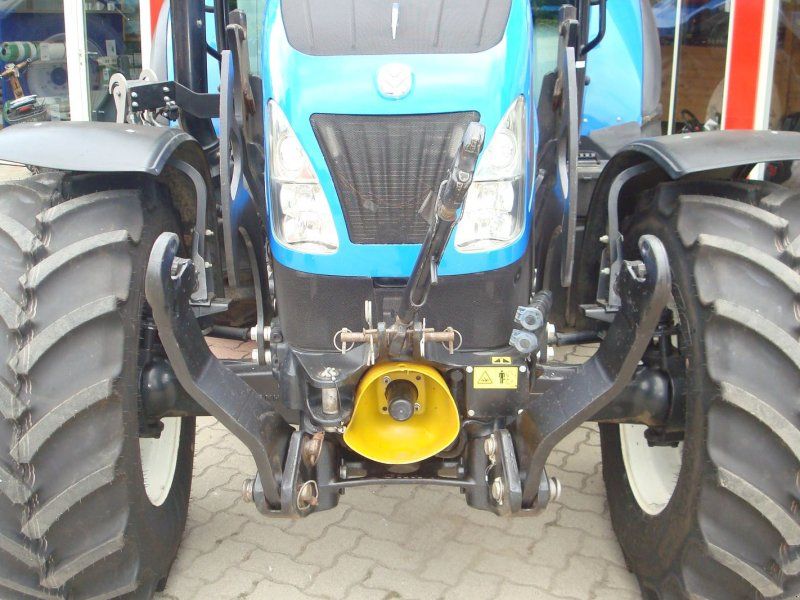 New Holland T 5.95