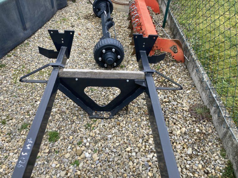 Deutz-Fahr Achsblock