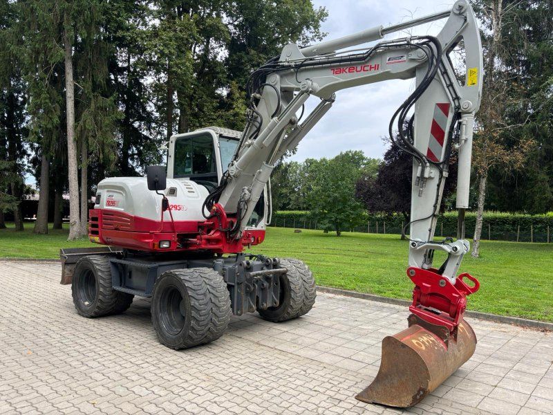 Takeuchi TB 295 W