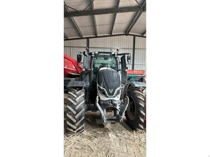 Valtra T175