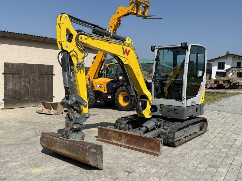 Wacker Neuson ET 42 mit Powertilt