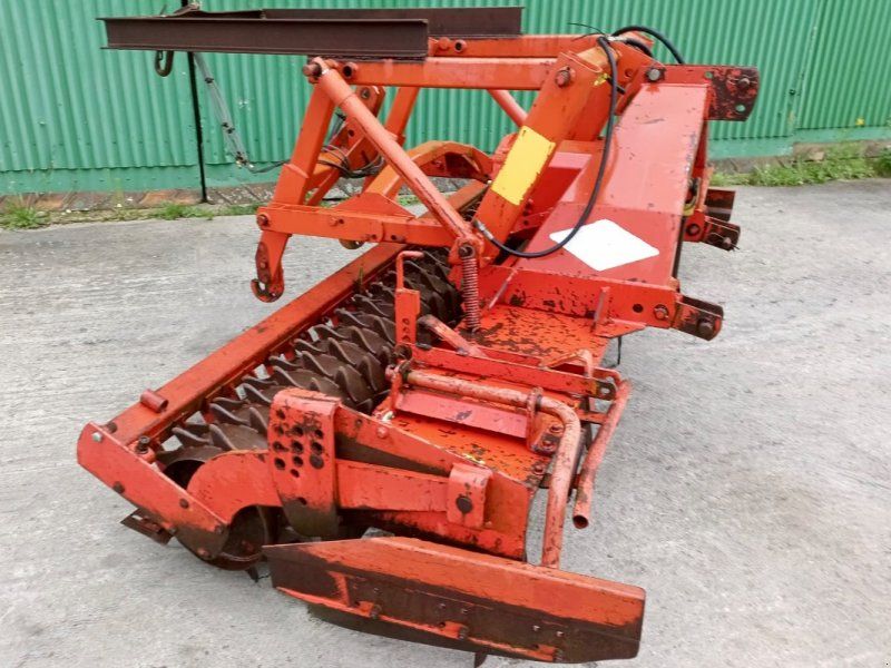 Kuhn HR 3001