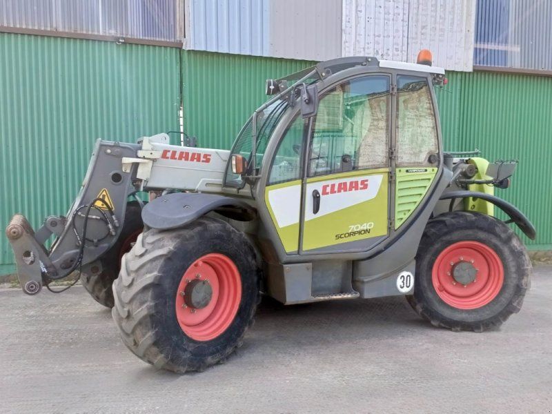 Claas Scorpion 7040 Varipower
