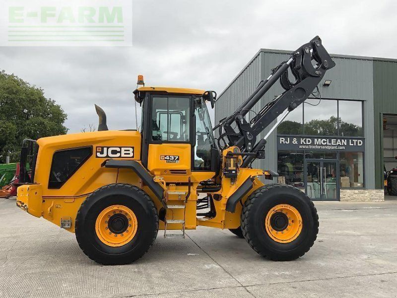 JCB 437 wheeled loading shovel (st23075)