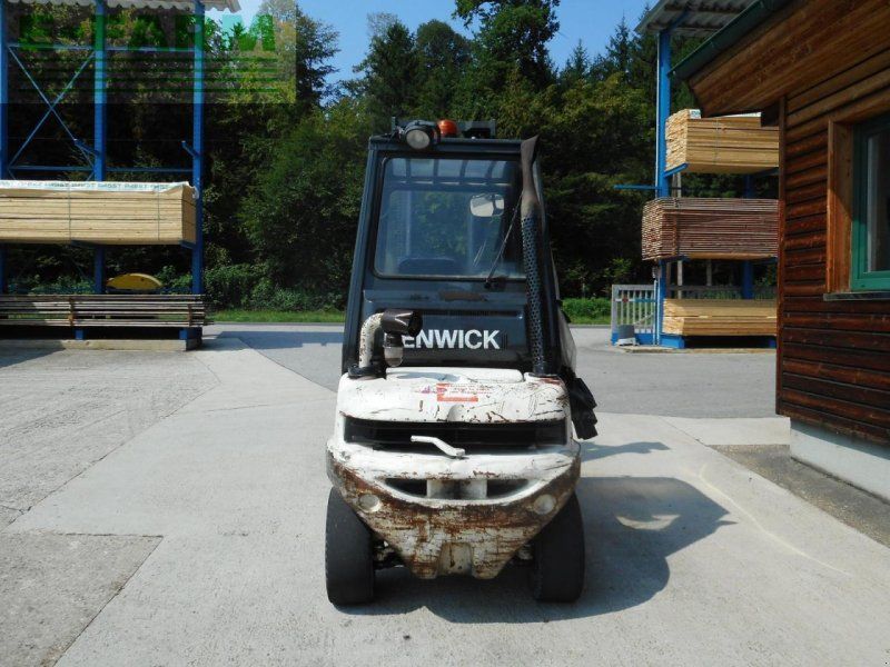 Linde h30d-03 ( perkins motor )