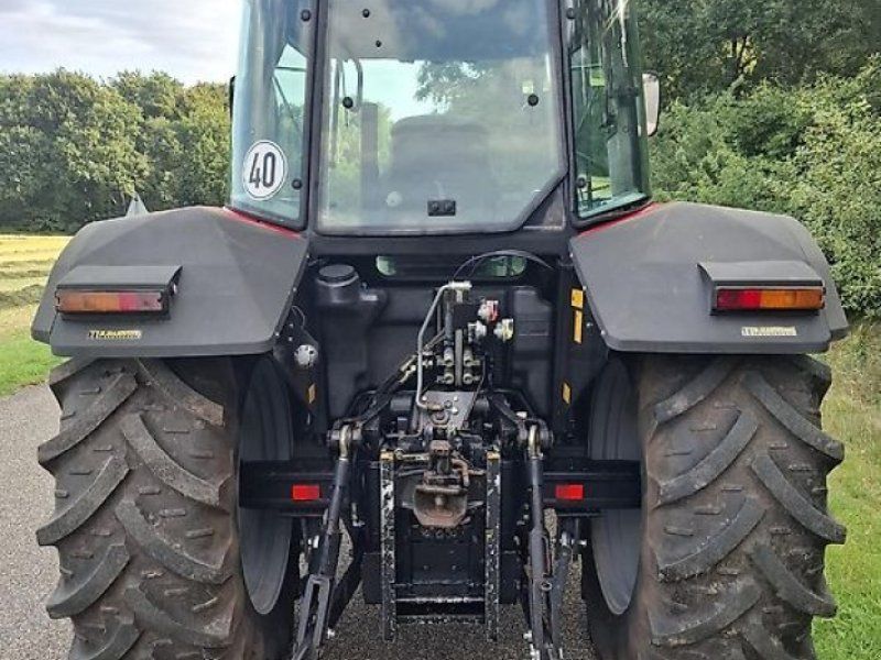 Massey Ferguson 6255