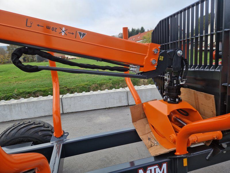 MTM 13T 13to 8,10m Kran Druckluft Dpelrohrrahmen