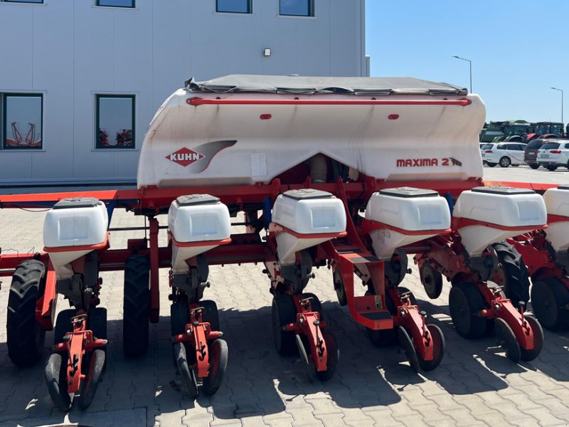 Kuhn Maxima 8-reihig