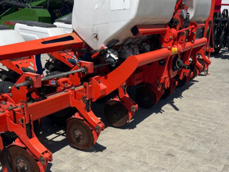 Kuhn Maxima 8-reihig