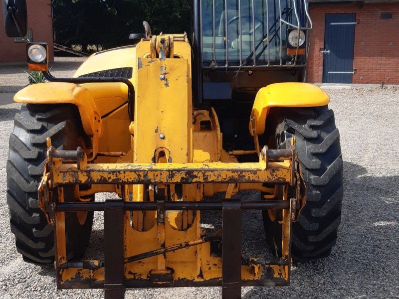 JCB 530-70 årg.  med 7079 timer gode dæk