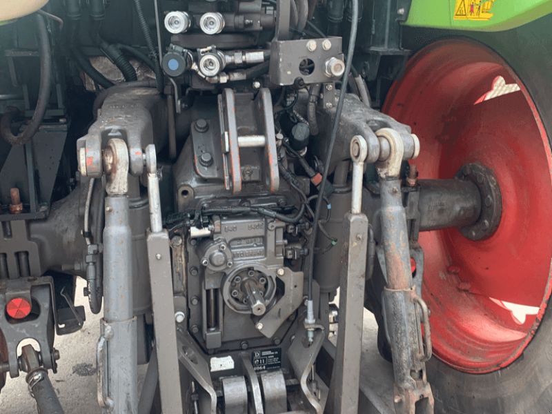 Claas ARION 430