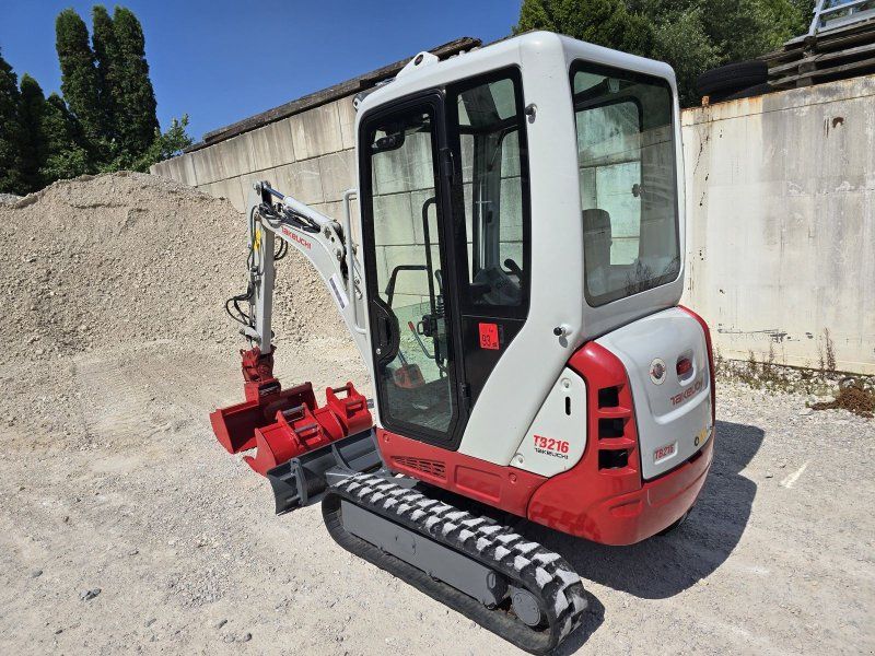Takeuchi TB216