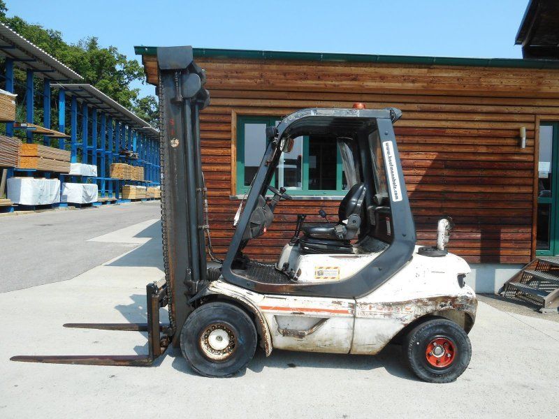 Linde H30D-03 ( Perkins Motor )