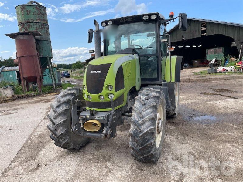 Claas ARES 696