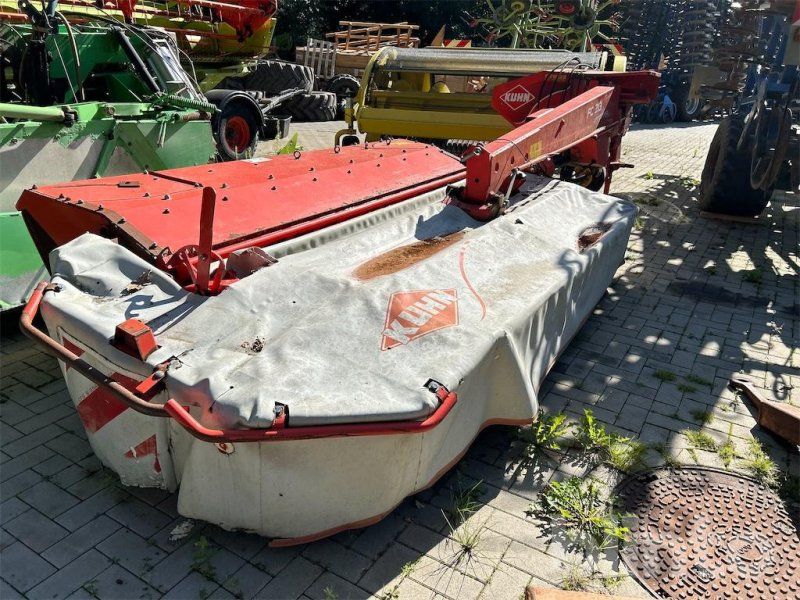 Kuhn FC 313