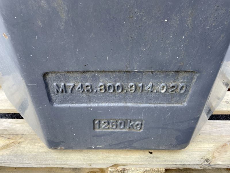 Fendt GEWICHT 1250 KG
