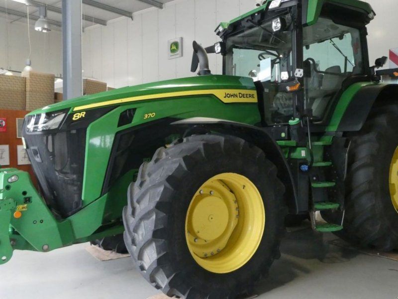 John Deere 8R370 Premium Edition. 900/60R42 Dæk og hjulvægte . Ring til Ulr
