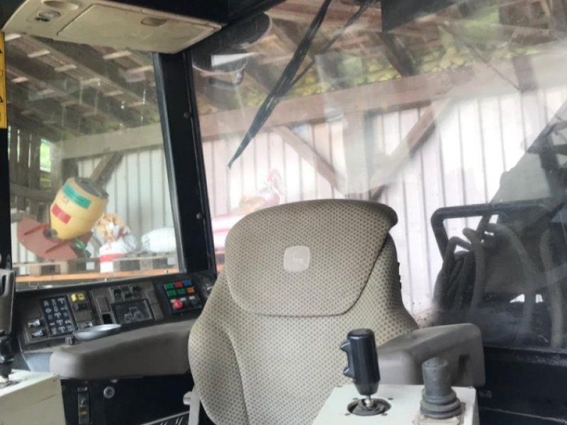 John Deere 6920