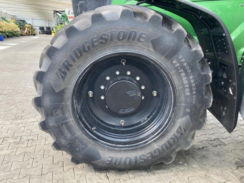 John Deere 7R 310