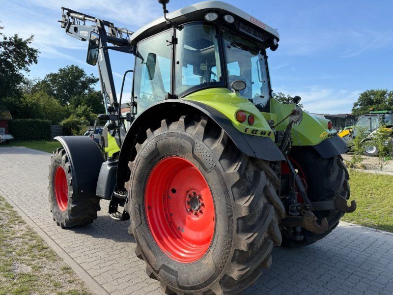 Claas Arion 620