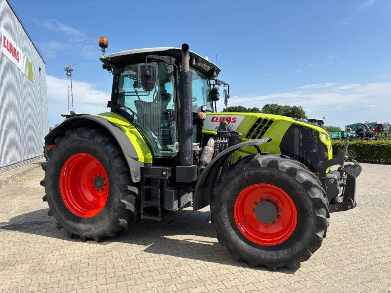 Claas Arion 650 T3b