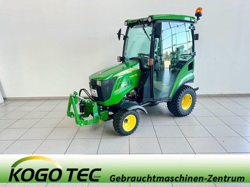 John Deere 1026R