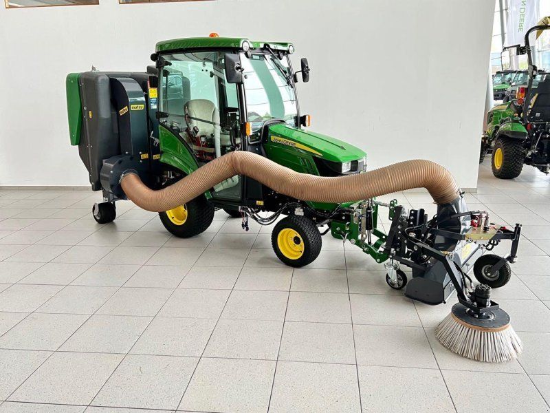 John Deere 1026R